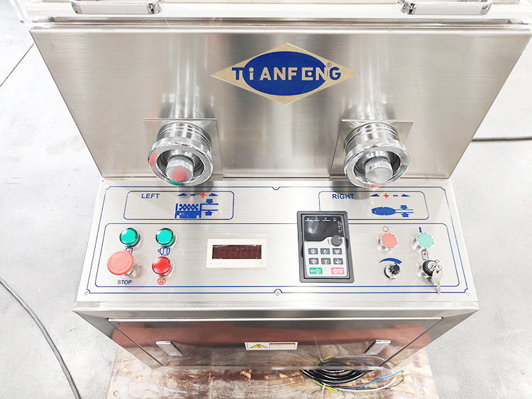 2.2KW Мощность вращающаяся таблетка прессовая машина для быстрого и точного производства ZPW17D с принудительным кормильцем